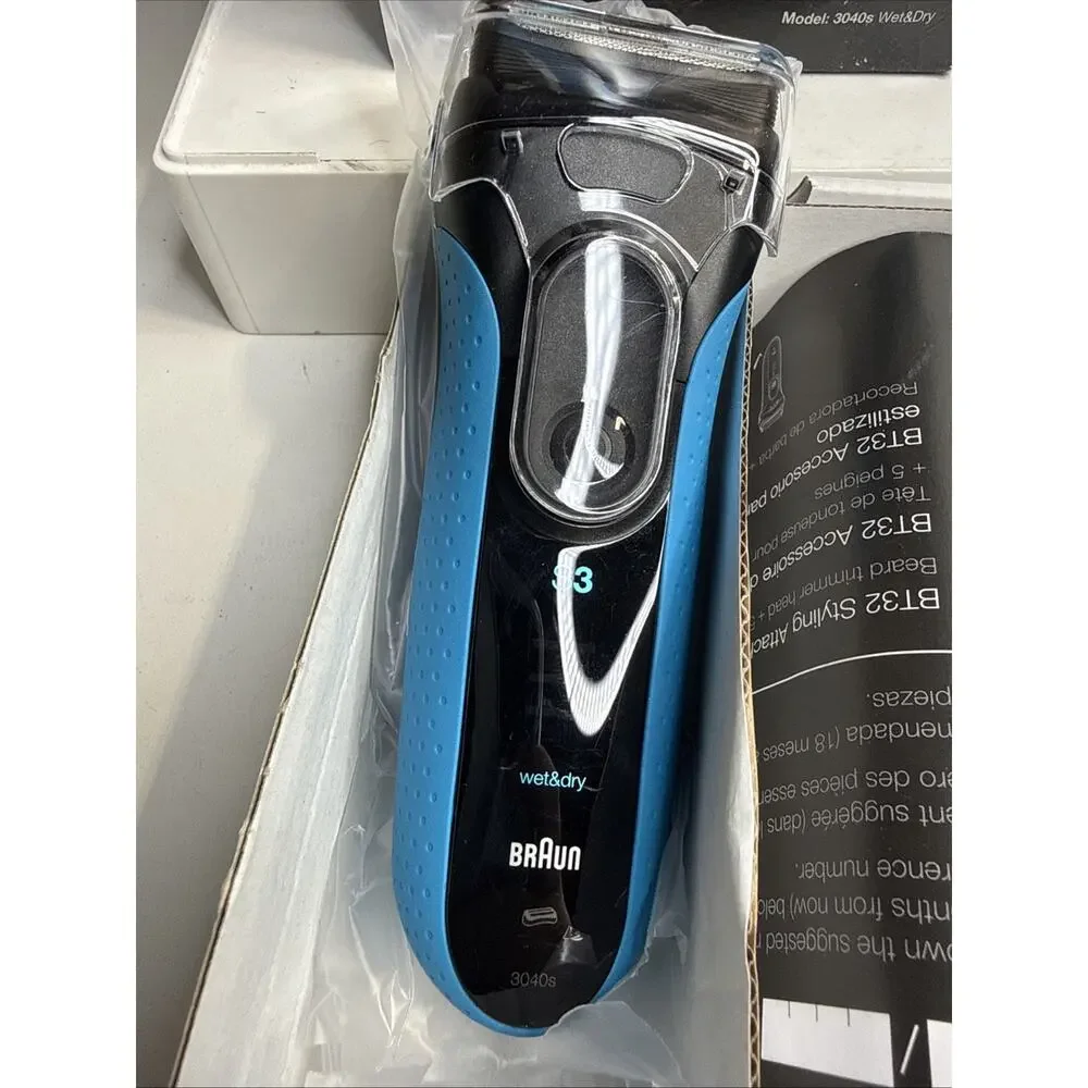 Braun Series 3 Proskin 3040s Wet & Dry Electric Shaver